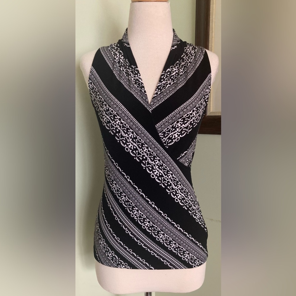 WHBM Wrap style Top size XS